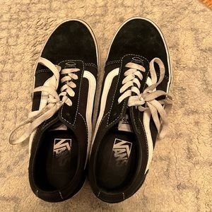 Black vans